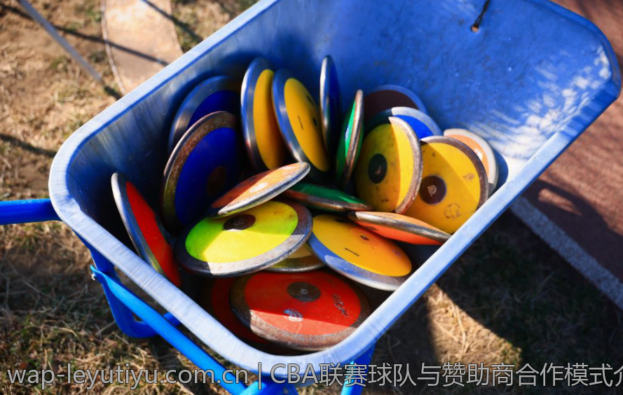 CBA联赛球队与赞助商合作模式介绍